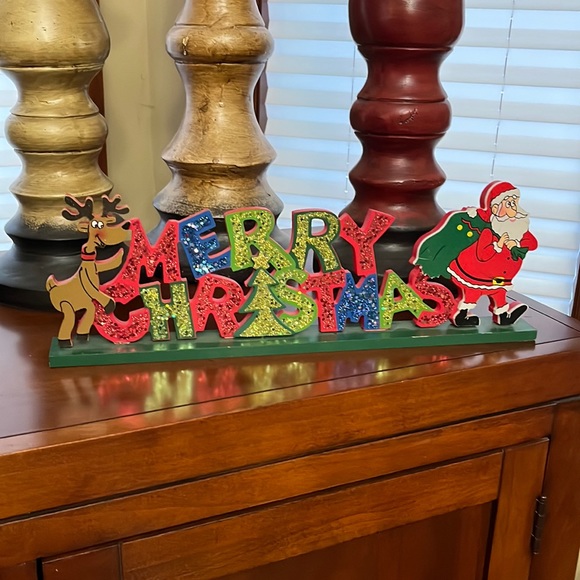“Mery Christmas” Self Standing Wooden Decor Sign, good condition - Picture 1 of 6